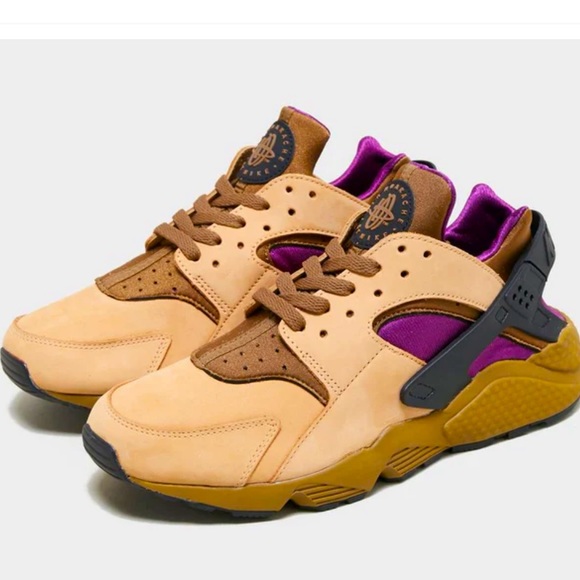 LIMITED EDITION NIKE AIR HUARACHE MENS. - Picture 3 of 15